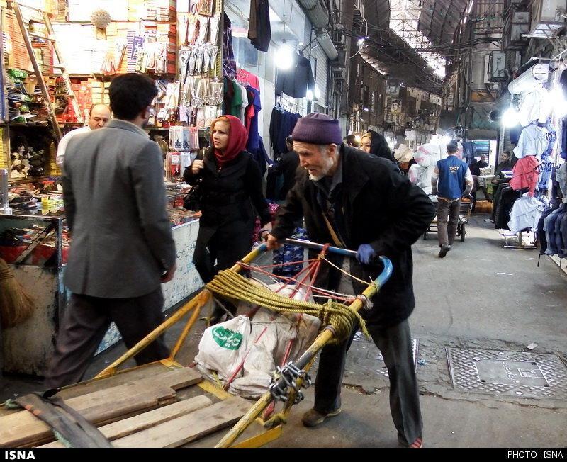کارگران چرخی غیر ایرانی از بازار حذف می شوند
