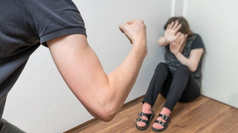 کرونا؛ عامل افزایش خشونت خانگی در اروپا