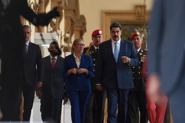 یک بازرگان کلمبیایی متهم به همکاری با ونزوئلا بازداشت شد یک بازرگان کلمبیایی متهم به همکاری با ونزوئلا بازداشت شد