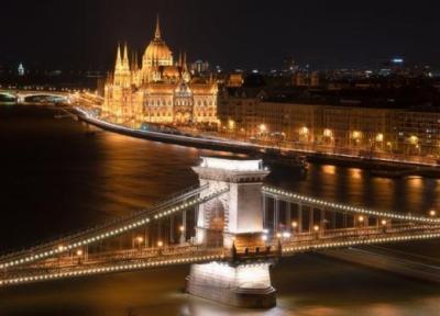 تور ارزان مجارستان: پل زنجیر سچینی ، اولین کسانی که روی این پل قدم گذاشتند، مجارستان