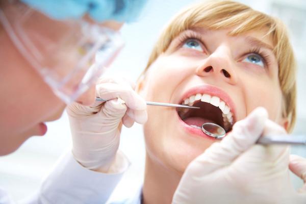 معایب و مزایای انواع پر کردن دندان ها