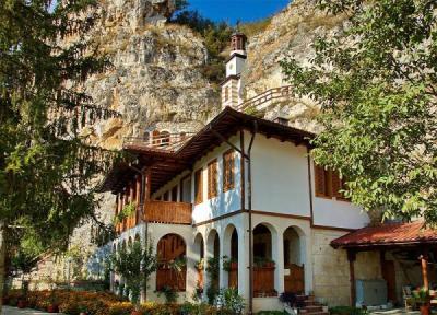در طبیعت روزنسکی لوم (Rusenski Lom) قدم بزنید